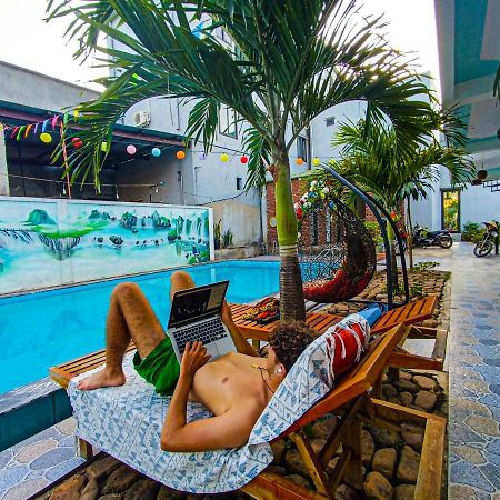 Greenland Backpackers Hostel Phong Nha Exterior photo